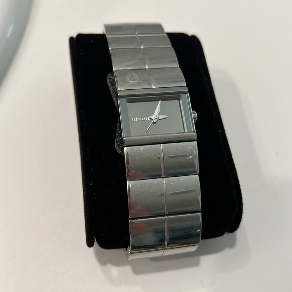 Nixon The Cougar watch